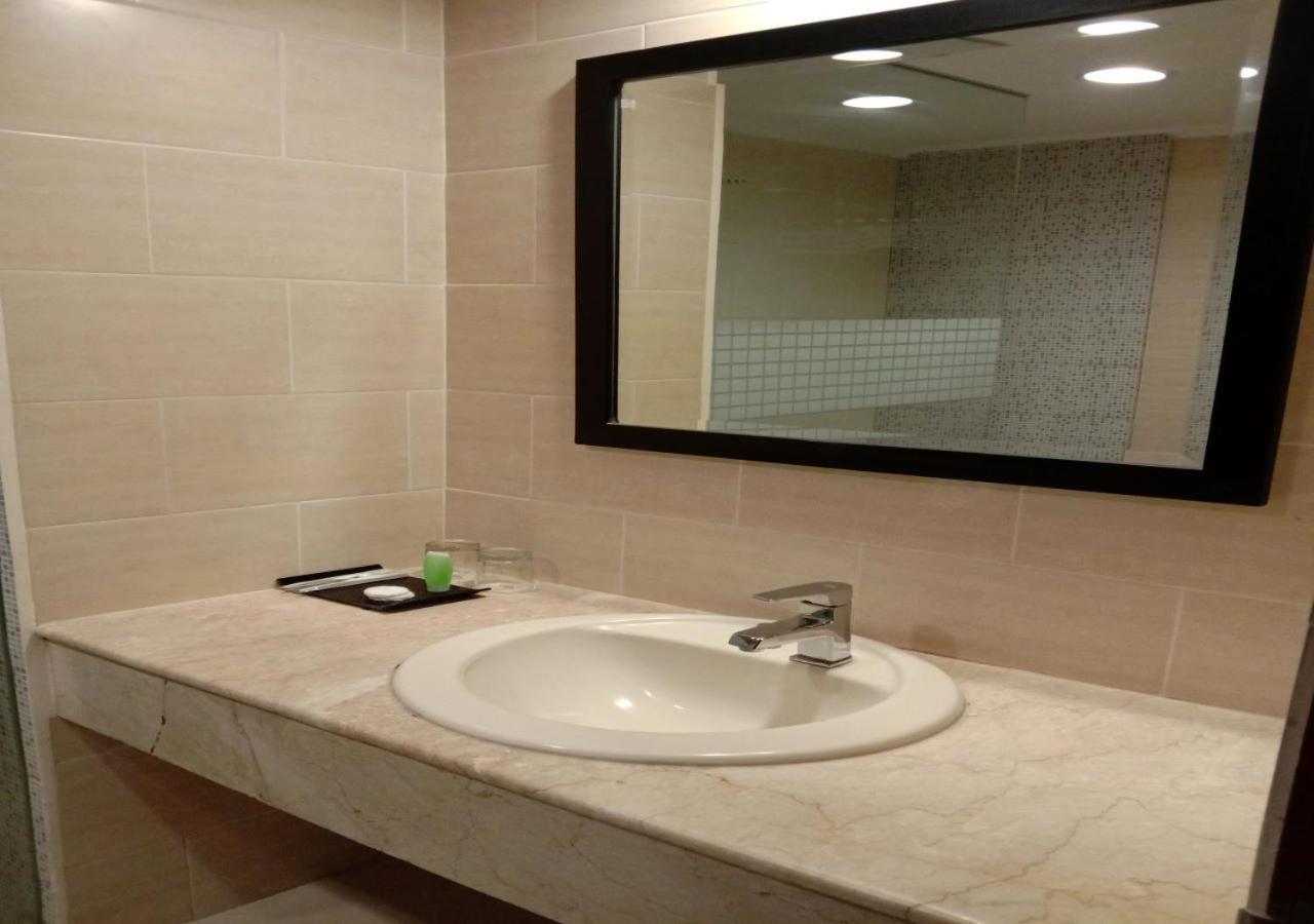 Giia Sanno Hotel Pluit Jakarta Luaran gambar